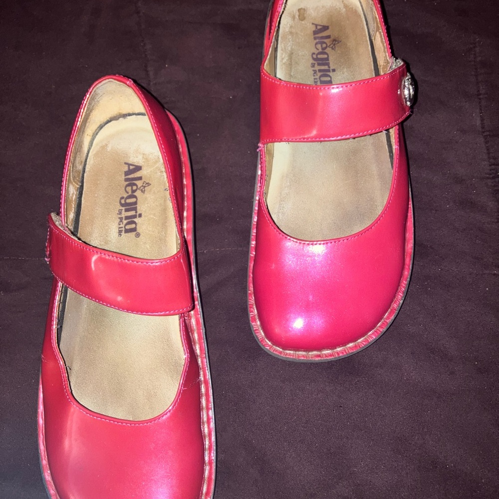 Alegria Hot Pink Mary Jane Shoes Size EU40. Good condition. Missing one emblem.